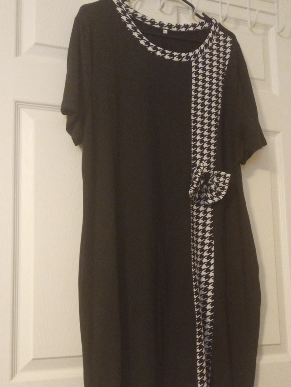 Source Unknown Black Midi Dress with Houndstooth Trim and Side Bow